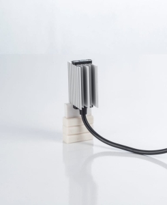 Grzejnik mini PTC 15W z przewodem 30cm