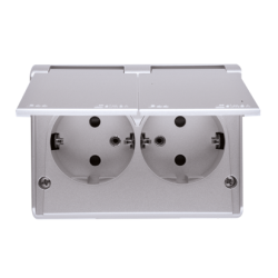 Gniazdo wtyczkowe podwójne z uziemieniem typu Schuko z przesłonami torów prądowych - w wersji IP44 - wersja skandynawska (kompletny produkt) 16A 250V, zaciski śrubowe, srebrny mat, metalizowany